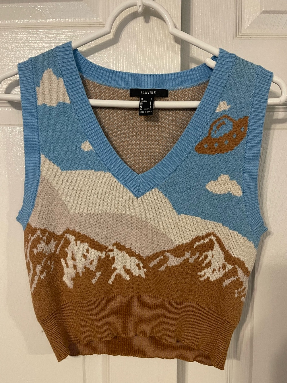 Forever 21 Light Blue & Tan UFO Knit Vest
